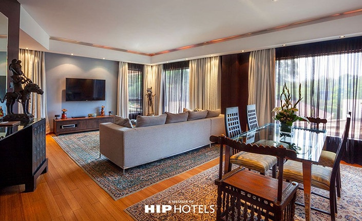 HIP Hotels 1 6